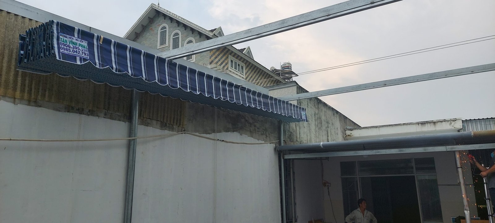 Lắp đặt mái xếp lượn sóng đẹp theo yêu cầu tại TPHCM 7 FILE 20220522 182124 20220222 154050 scaled