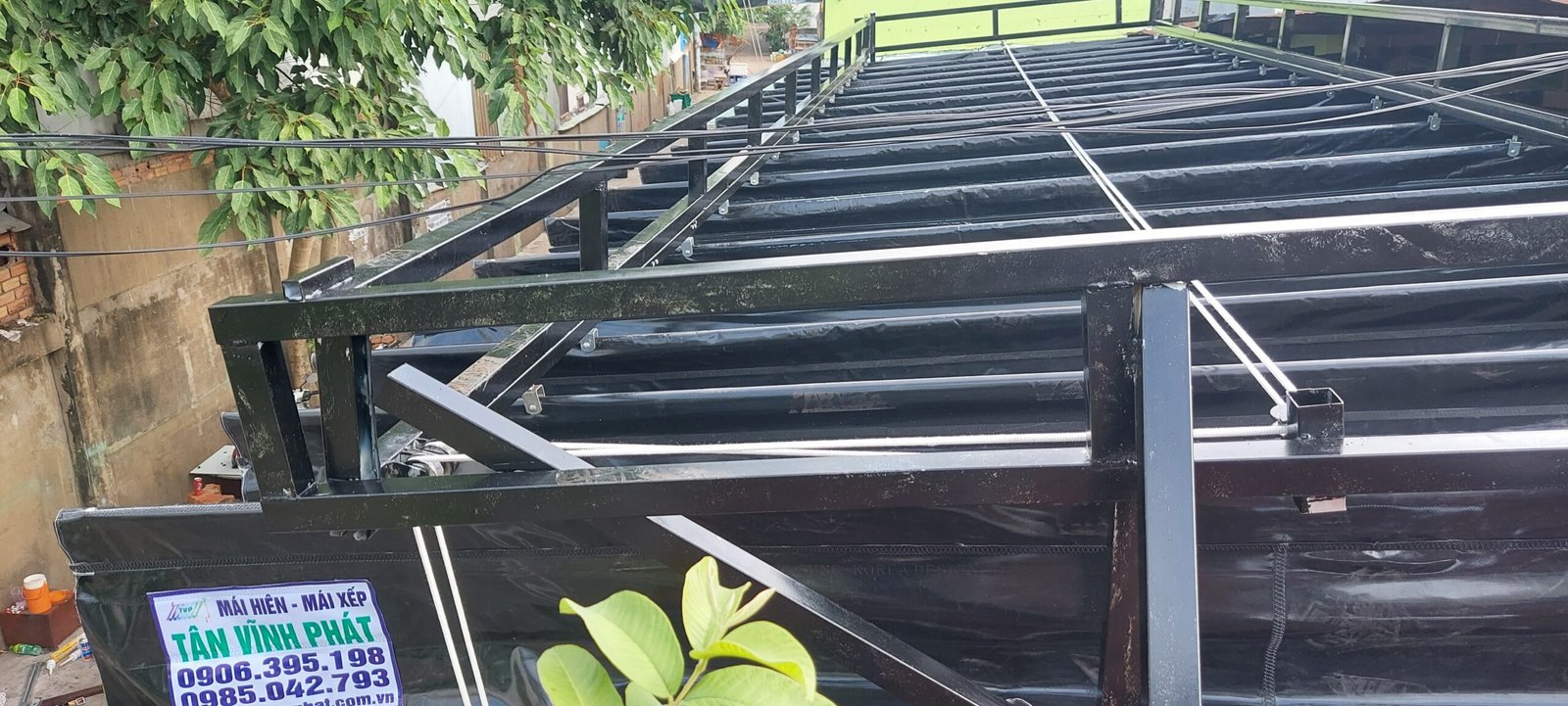 Lắp đặt mái xếp lượn sóng đẹp theo yêu cầu tại TPHCM 6 mai-xep-luon-song